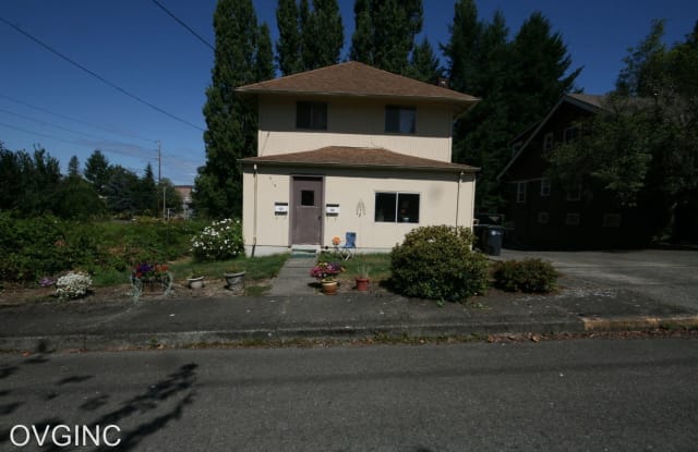 614 11th ave SE, unit A - 614 11th Avenue Southeast, Olympia, WA 98501