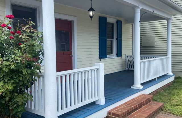 Charming Historic 2 Bedroom/1 Bathroom Home for Rent in Downtown Culpeper Gallery 4