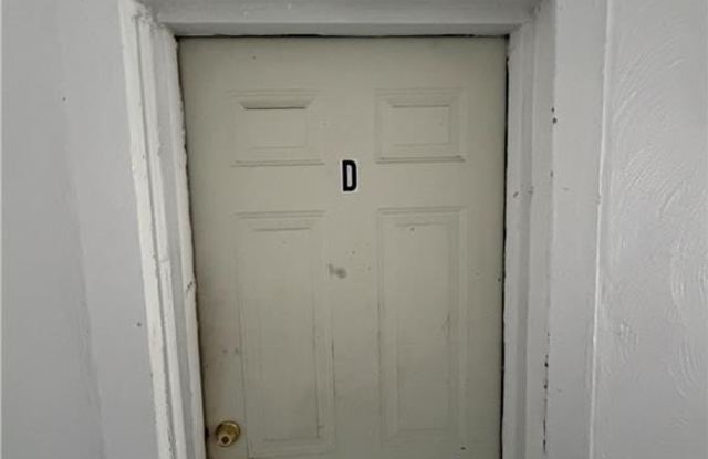 424 S Saratoga Street Gallery 1