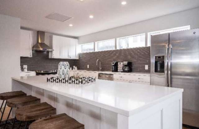4966 Woodstone Dr Gallery 4