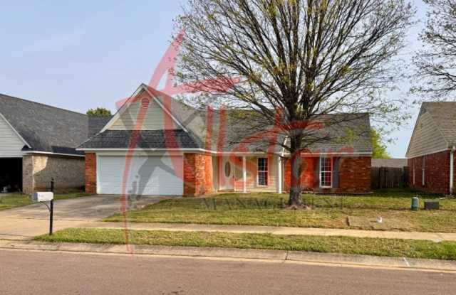 1696 Cherry Creek Drive, Southaven, MS - 1696 Cherry Creek Drive, Southaven, MS 38671