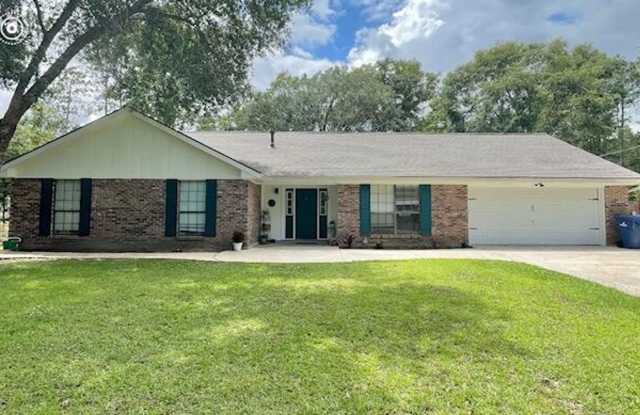 1315 Ute Circle - 1315 Ute Circle, DeRidder, LA 70634