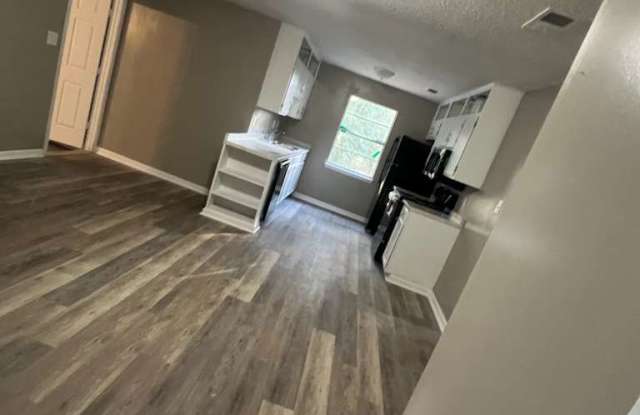 10405 Riverbend Circle - 10405 Riverbend Circle, Escatawpa, MS 39562