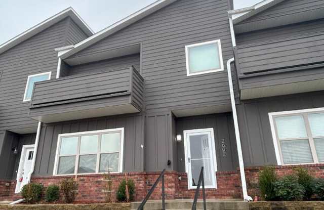 2602 North Ward Drive Gallery 1