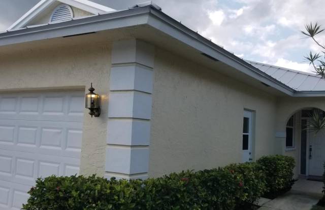 182 SIMS CREEK Lane Gallery 2