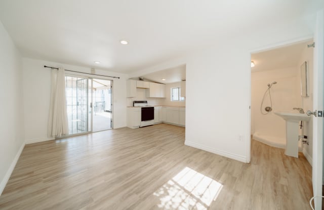 3745 Ray St Unit 2 - 3745 Ray Street, San Diego, CA 92104
