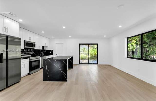 1597 NE 143rd St # 0, North Miami, FL 33161 Gallery 3