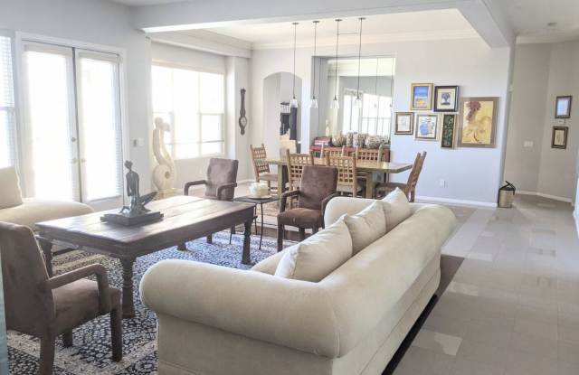 725 Terra Nova Dr photos photos