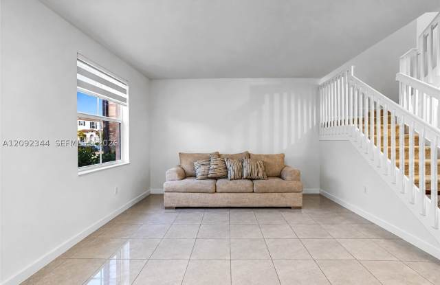 12065 NW 24th Pl Gallery 4