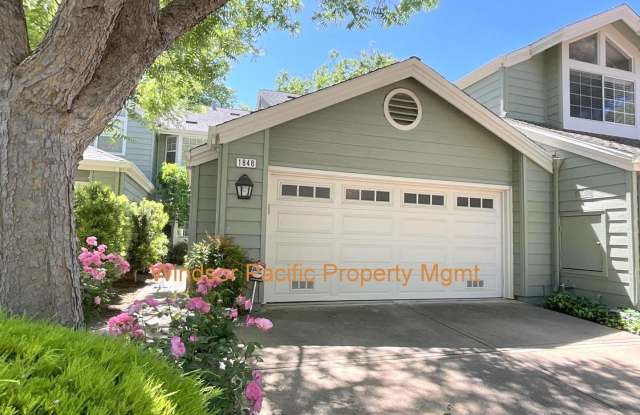 Wonderful Townhome In Walnut Creek Near Heather Farms  Close to Shopping ! photos photos