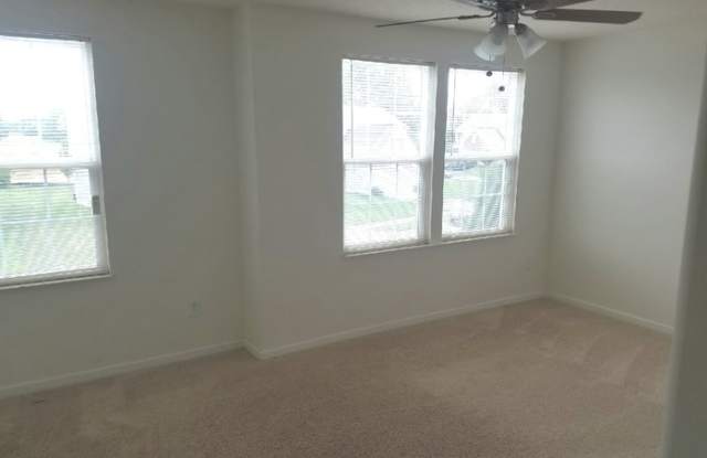 5395 Folsom Drive Gallery 4
