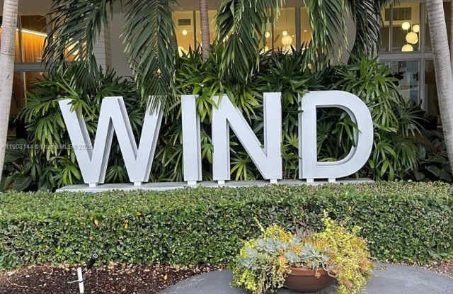 350 S Miami Ave photos photos