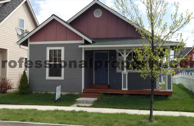 Beautiful Canyon Creek Home photos photos