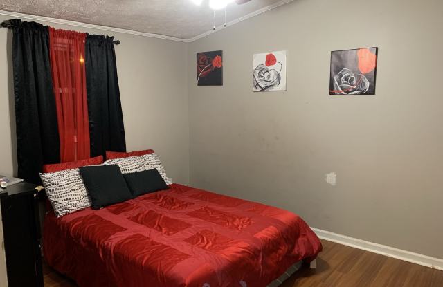 4 Steens Rd Gallery 2