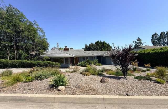 Beautiful 3bed 3bath, plus bonus room home in Highland Oaks neighborhood of Arcadia photos photos