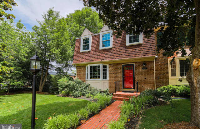 8201 Doctor Craik Court - 8201 Doctor Craik Court, Hybla Valley, VA 22306