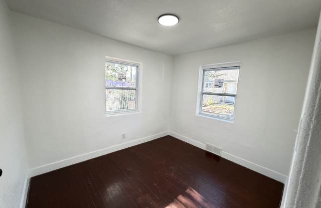 1462 Elmira Street Gallery 4