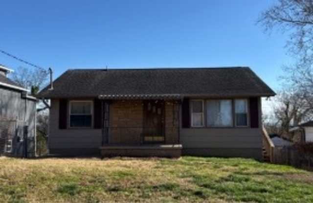 2638 Summit Avenue photos photos