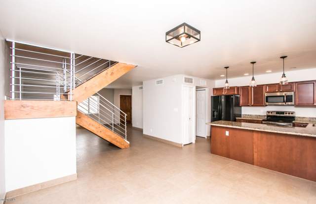 4946 N 74TH Street - 4946 North 74th Street, Scottsdale, AZ 85251