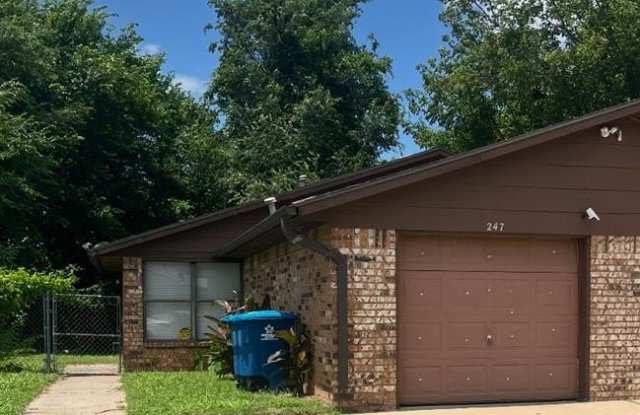 247 Windsor Way photos photos