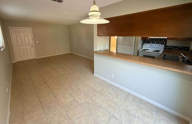 3873 NW HUNTSBORO 103 Gallery 4