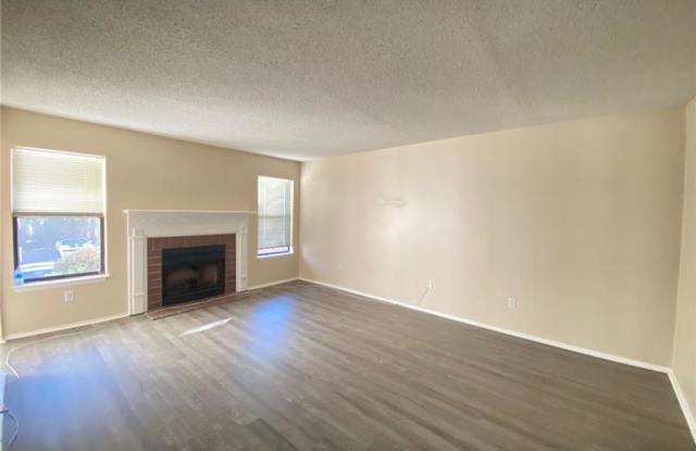 2212 Huntingdon Chase Gallery 3