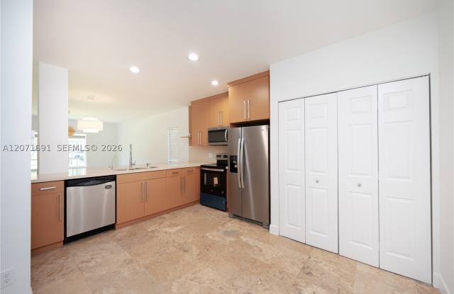 16219 Emerald cove road Gallery 3