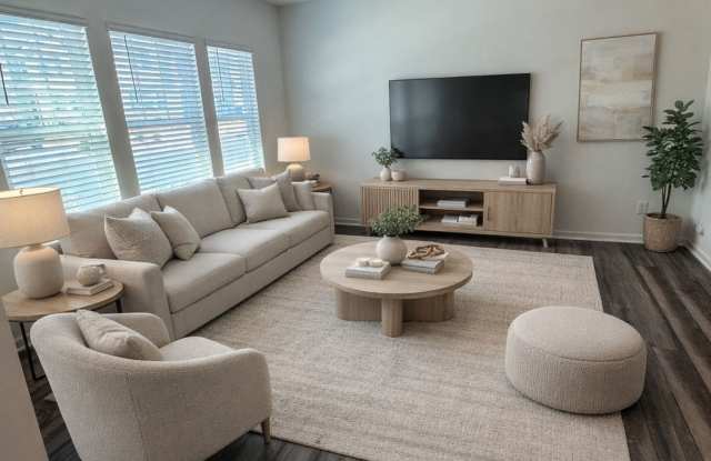 329 Spaight Acres Way - 1 photos photos