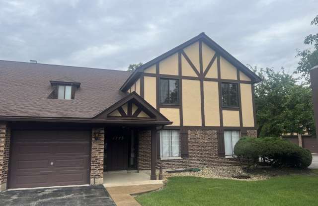 1779 Gloucester Court photos photos