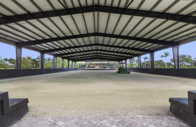 4985 Stables Way photos photos