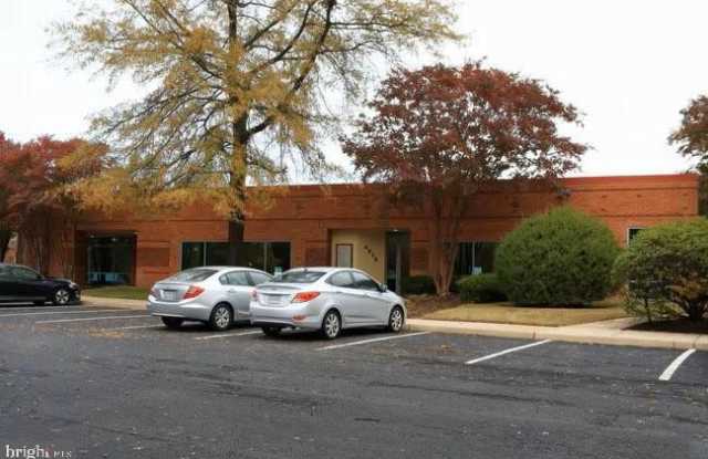 4215 LAFAYETTE CENTER Drive unit: 3 & 4 photos photos