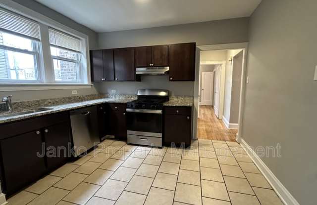 625 E 80th St photos photos