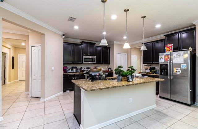 7308 LONGLEAF BRANCH DR Gallery 4