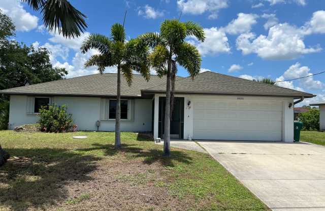 ANNUAL, UNFURNISHED * POOL * CANAL ** AVAIL 8/1/26 * 3 BEDS/2 BATHS * $2,095/month photos photos
