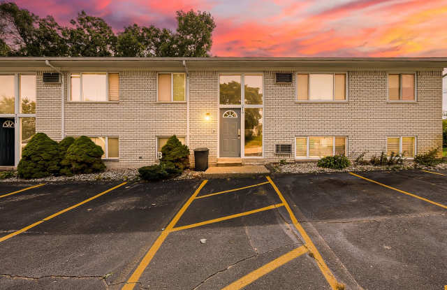 219 Summit Ridge Dr Gallery 1