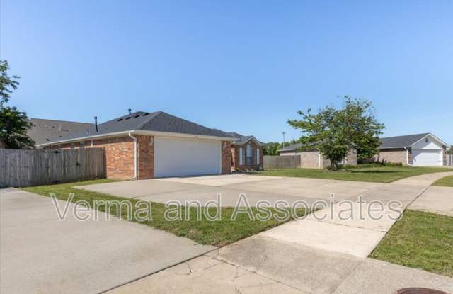 2409 SW 17th St photos photos