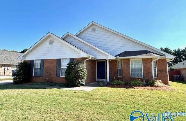 111 Amsterdam Place - 111 Amsterdam Place, Madison, AL 35758