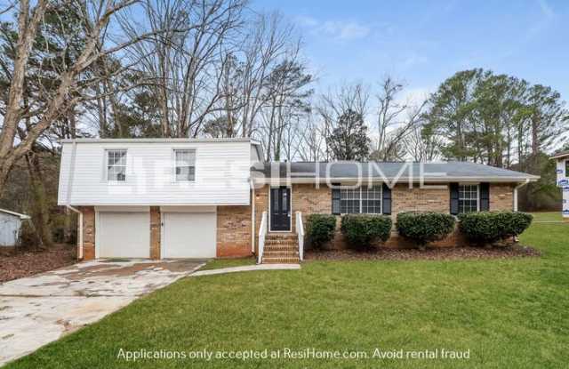 2129 Kings Forest Drive Southeast photos photos