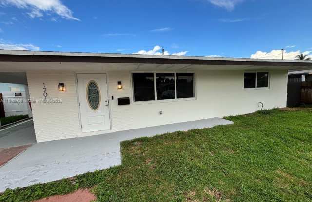 1201 NW 79th way photos photos