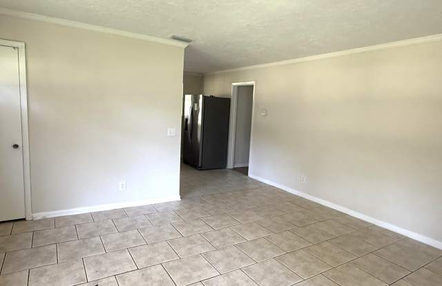 4705 HERTA Road Gallery 3