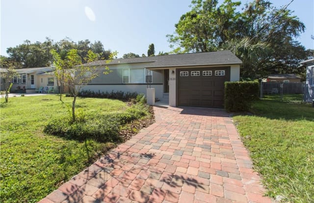 1636 CRESTWOOD DRIVE - 1636 Crestwood Drive, Orange County, FL 32804