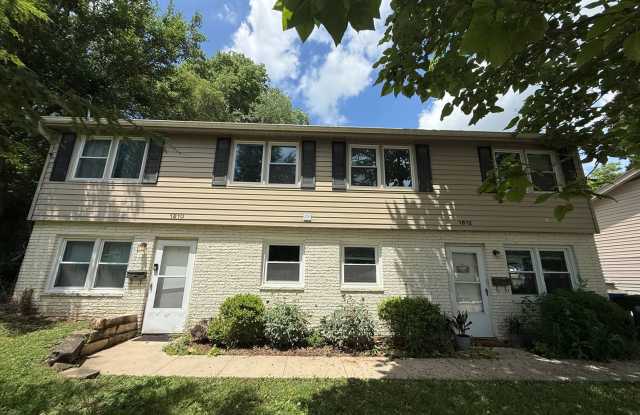 $1,750 | 3 Bedroom, 1 Bathroom | FULLY REMODELED | No Pets | Available for August 1st, 2026 Move in! photos photos