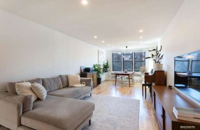 515 East 7th St. photos photos