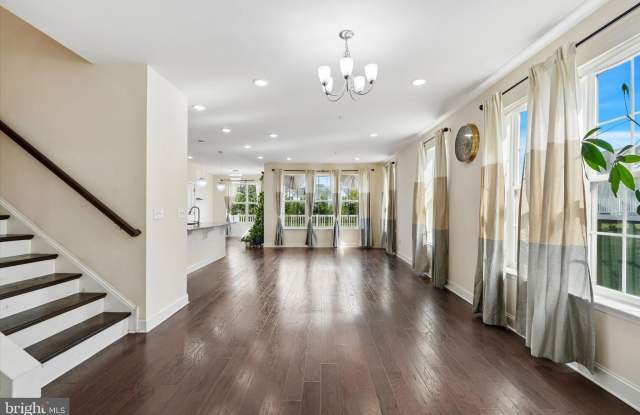311 GOLDMAN Drive Gallery 2