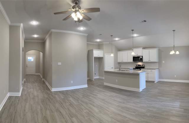 1004 Hardaway Drive Gallery 3