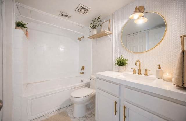 2835 Keller Springs Road Gallery 3