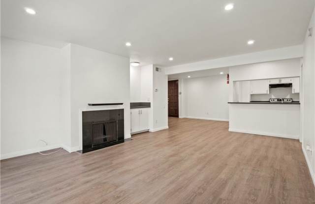 5334 Lindley Avenue photos photos