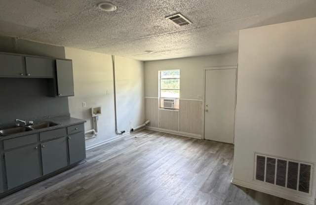 216 Horton Drive - B Gallery 2