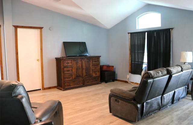 3033 County Road 743 Gallery 4