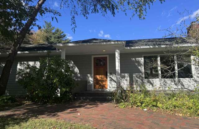 3BR RANCH BRUNSWICK SEASONAL FURNISHED photos photos